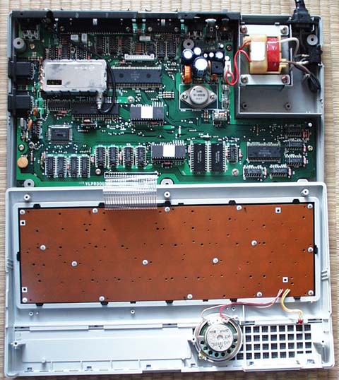 主基板とキーボード裏面